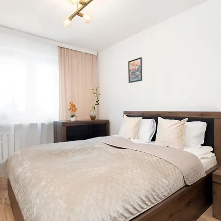 Family In Center With Air Conditioning And View By Renters * Rzeszów